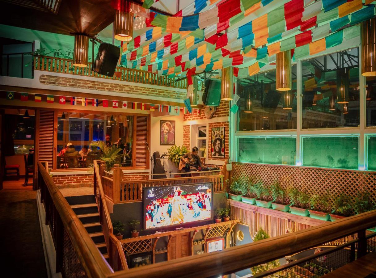 Himalayan Glory Inn Pokhara Esterno foto