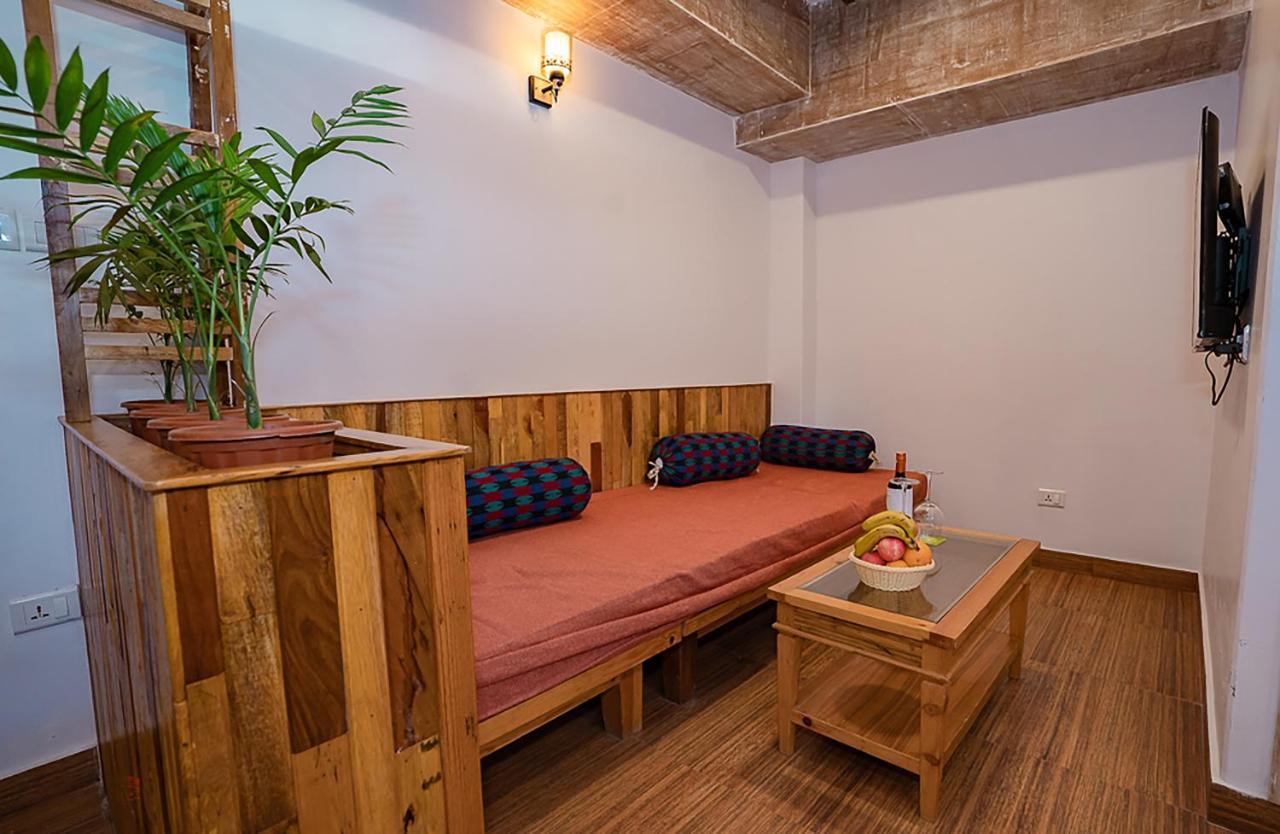 Himalayan Glory Inn Pokhara Esterno foto