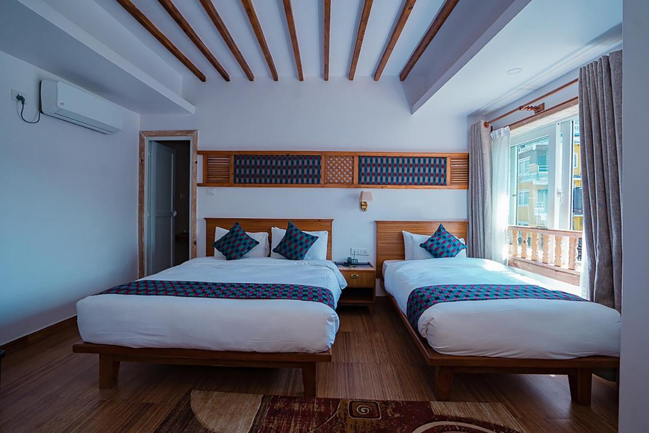 Himalayan Glory Inn Pokhara Esterno foto